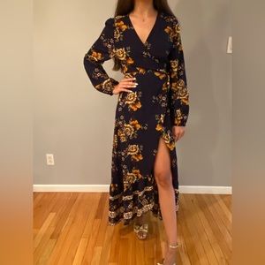 New Jodifl maxi, long sleeve, wrap, blue dress. Size L but run smaller.